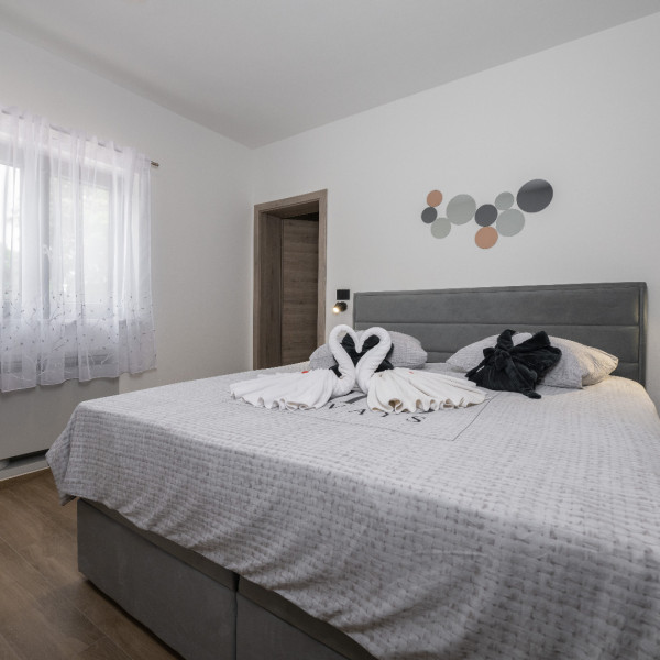 Bedrooms, Villa Alison Deluxe Junior, istrialuxuryrent Labin