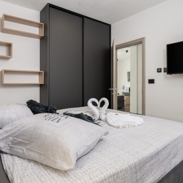 Bedrooms, Villa Alison Deluxe Junior, istrialuxuryrent Labin